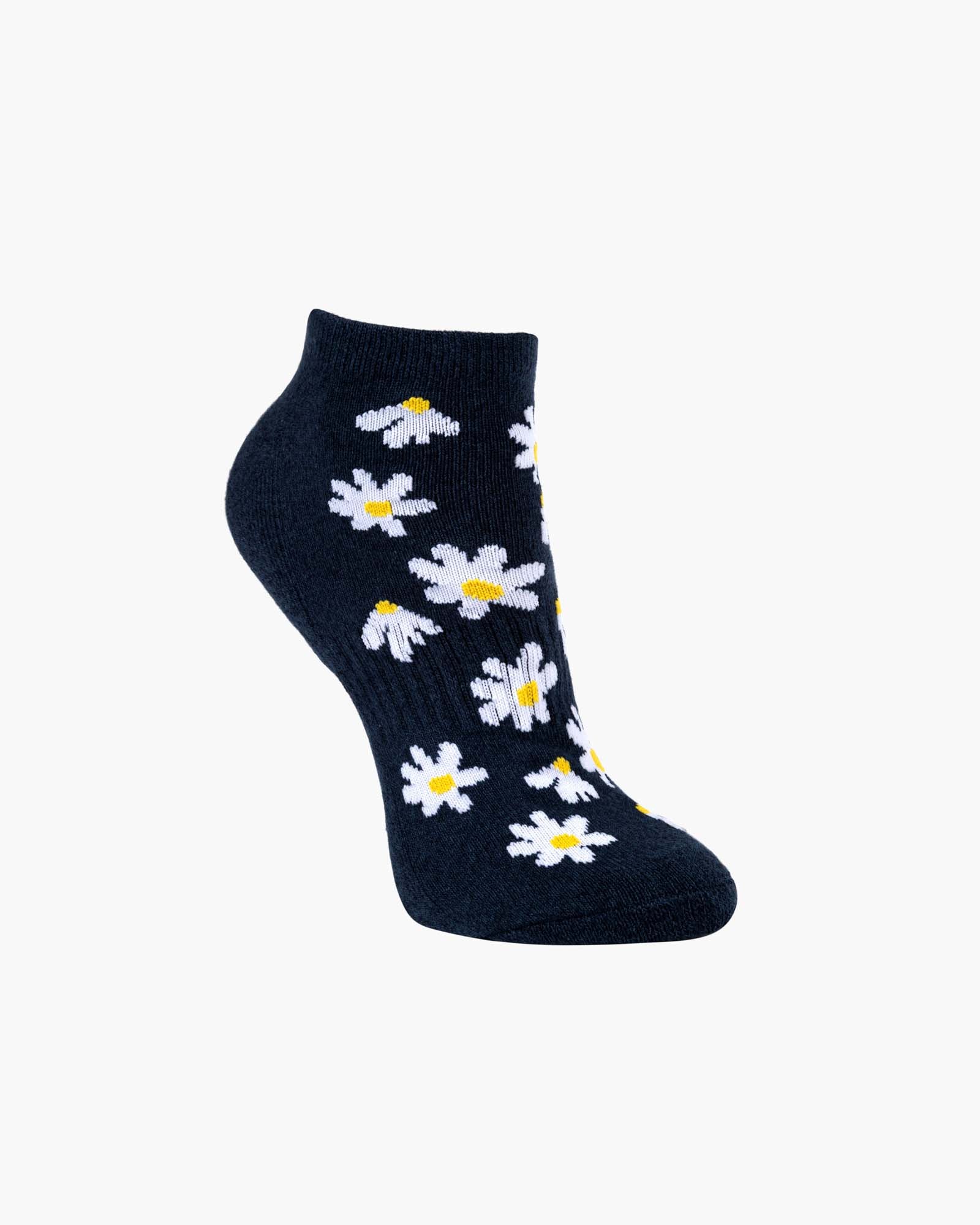 navy ankle sock with white daisy flowers