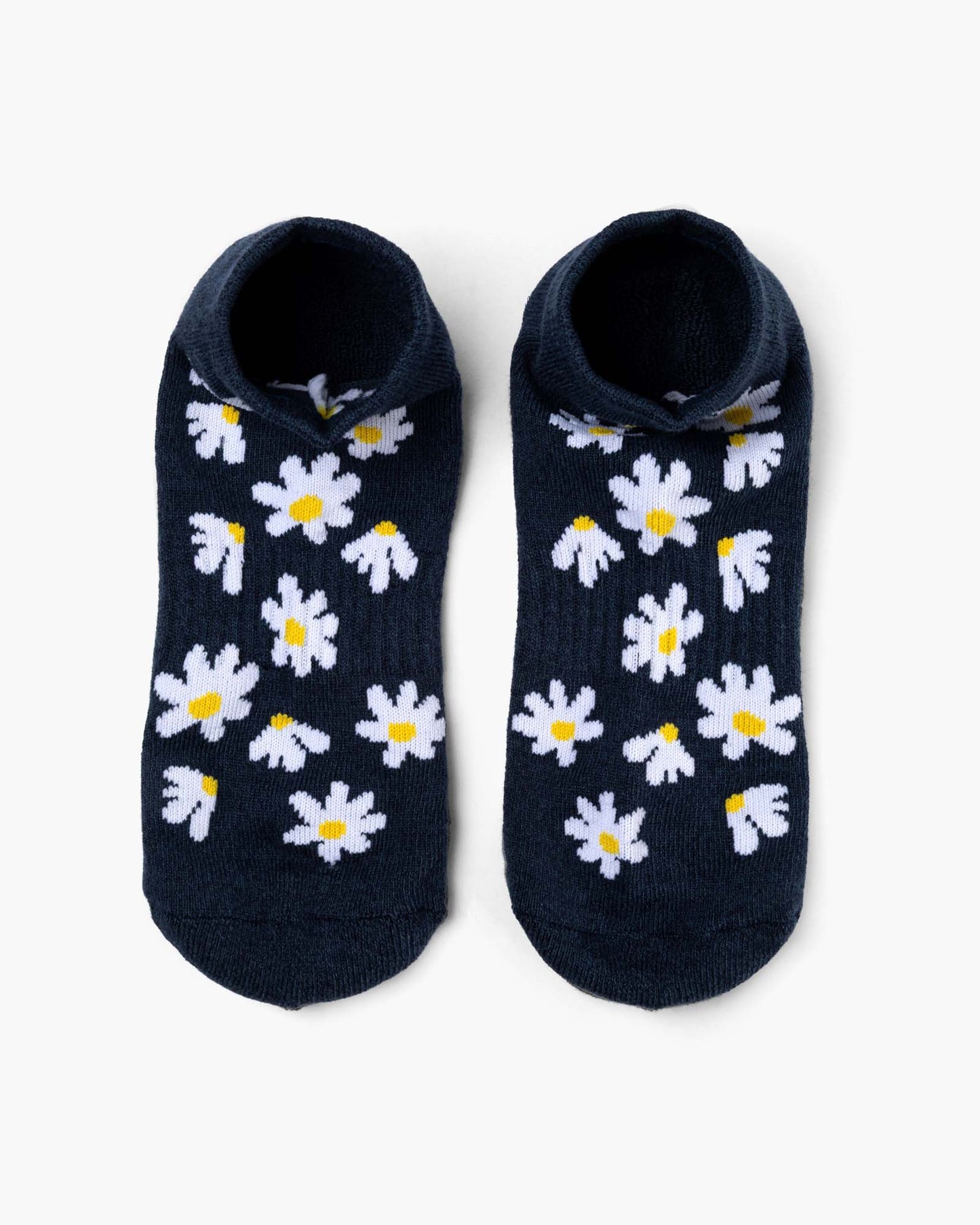 navy ankle sock with white daisy flowers