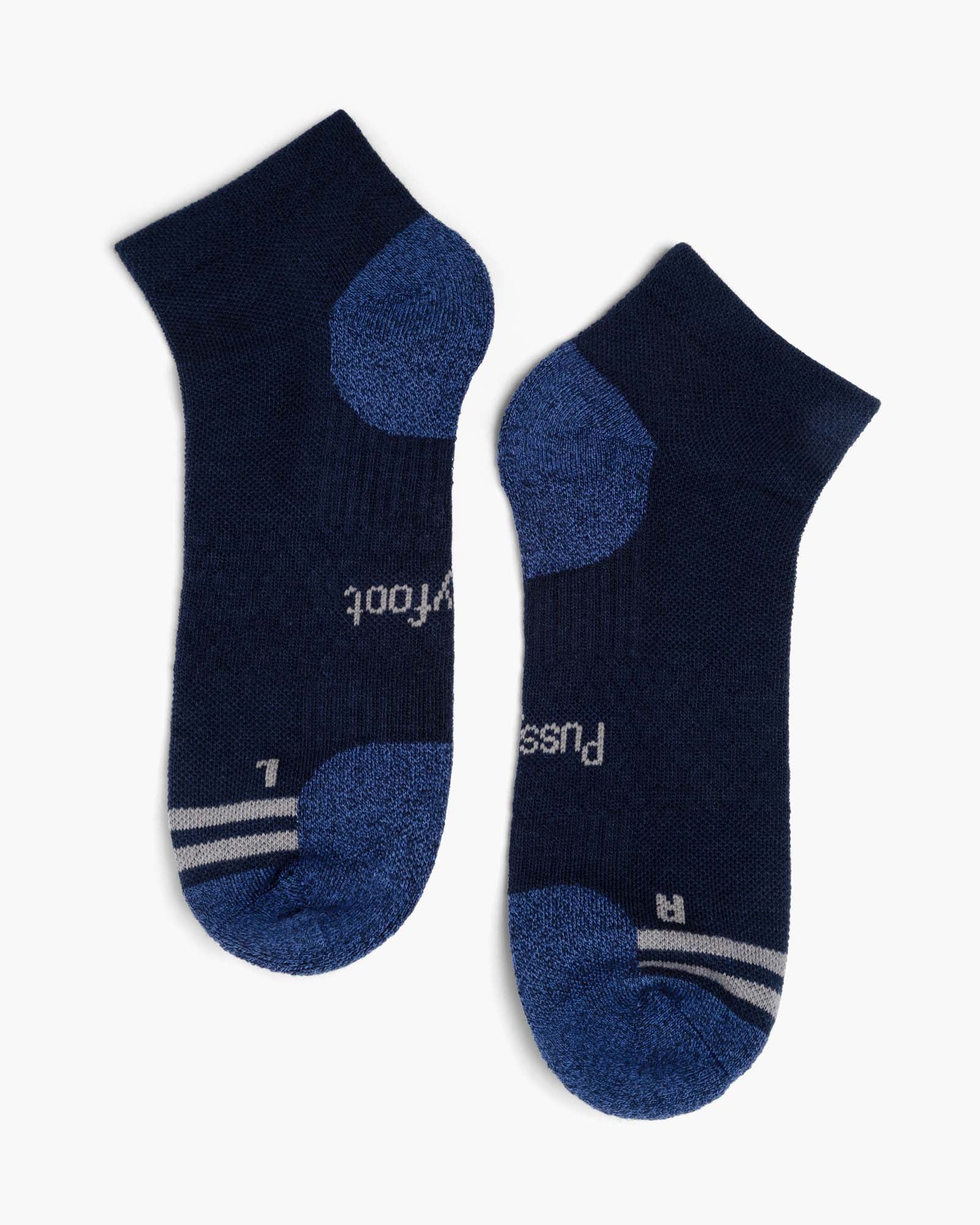 Navy sport ankle sock with grey accents 
