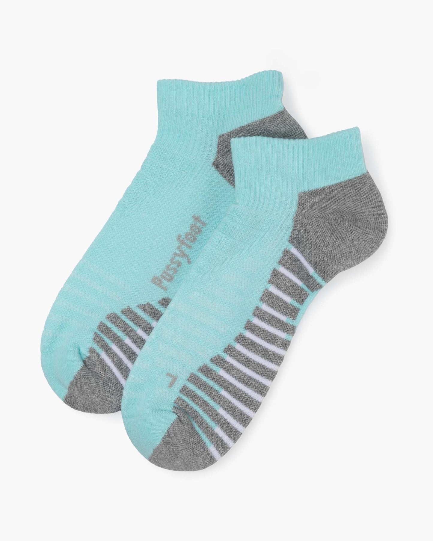A single low-cut ankle sport sock in light blue with grey accents on the heel