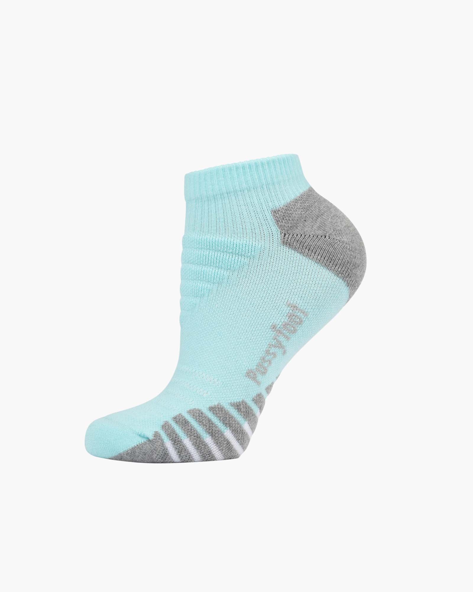 A single low-cut ankle sport sock in light blue with grey accents on the heel