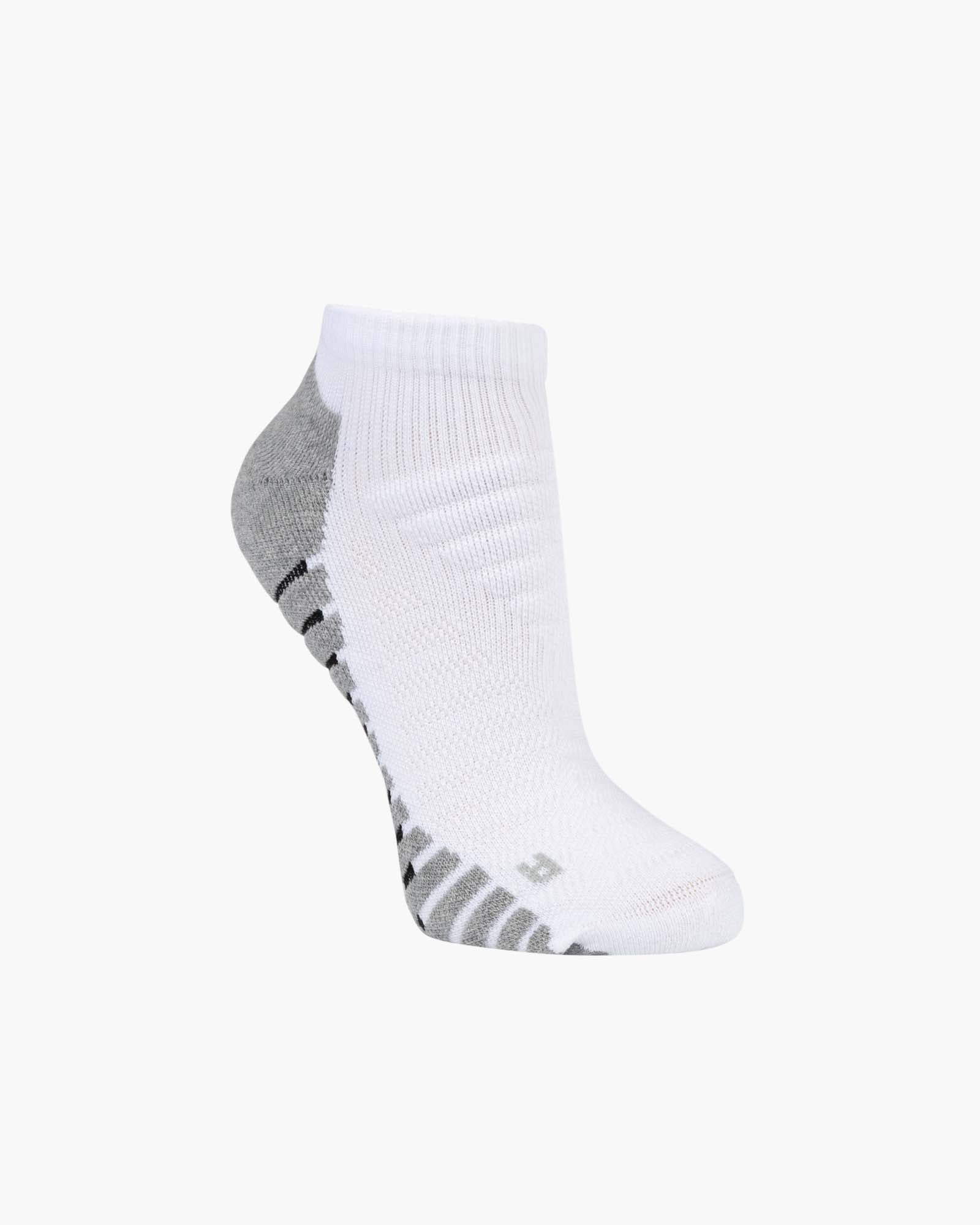 A single low-cut ankle sport sock in white with grey accents on the heel