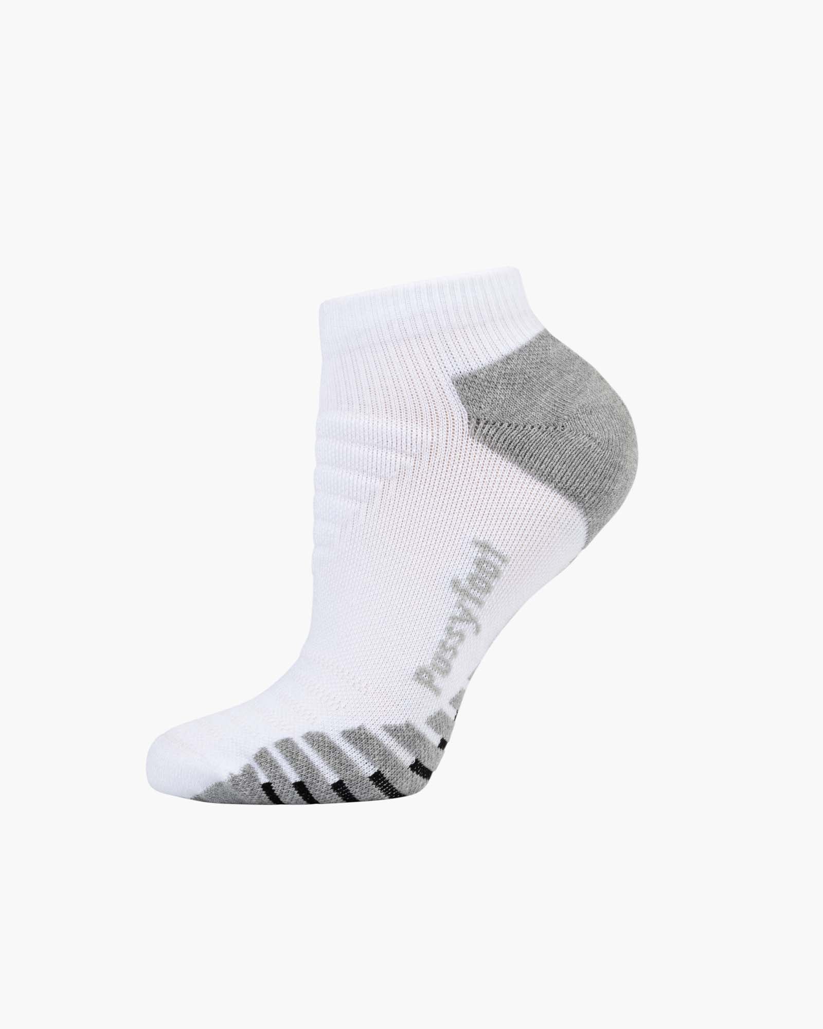 A single low-cut ankle sport sock in white with grey accents on the heel
